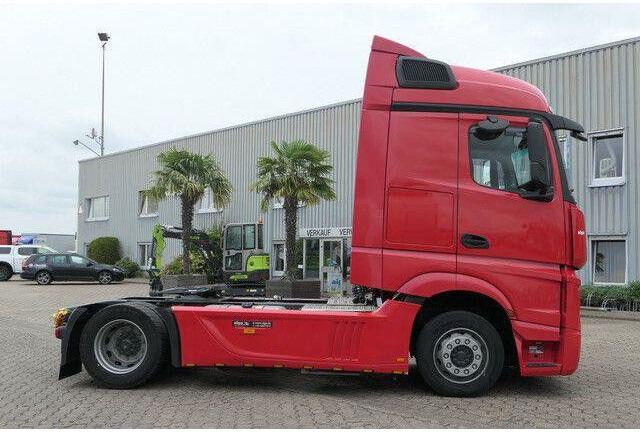 Mercedes-Benz 1842 LS Actros 4x2, Retarder, Voll-Luft, Klima - Cabeza tractora: foto 2 Mercedes-Benz 1842 LS Actros 4x2, Retarder, Voll-Luft, Klima - Cabeza tractora: foto 2