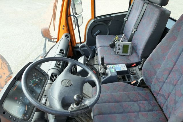 Camión Unimog U 300 4x4, Schmidt, Streuer, Schild, Klima,27tkm: foto 15