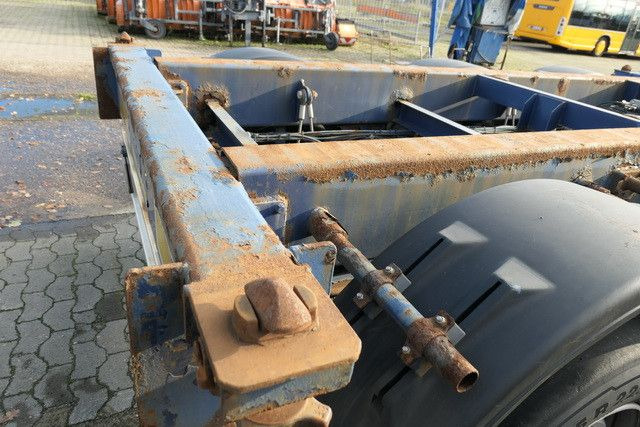 Carnehl CCS/HS, 1x20/2x20/1x30/1x40 Fuß Container, Lift - Semirremolque portacontenedore/ Intercambiable: foto 3 Carnehl CCS/HS, 1x20/2x20/1x30/1x40 Fuß Container, Lift - Semirremolque portacontenedore/ Intercambiable: foto 3