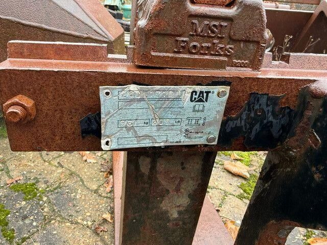 Caterpillar Palettengabel, Zinkenlänge 1.120mm, S.W.S. - Cargadora de ruedas: foto 2 Caterpillar Palettengabel, Zinkenlänge 1.120mm, S.W.S. - Cargadora de ruedas: foto 2