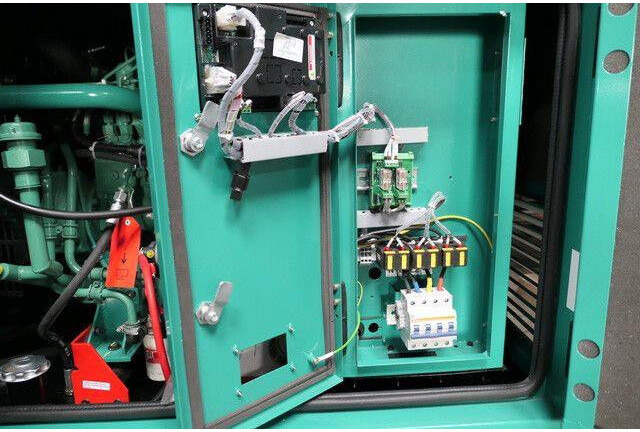 Cummins 10 kVA, Stromgenerator, Stamford - Generador industriale: foto 4 Cummins 10 kVA, Stromgenerator, Stamford - Generador industriale: foto 4