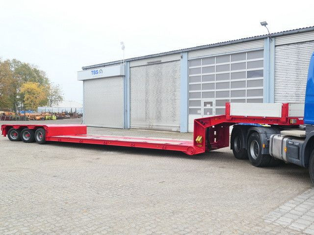 Goldhofer STZ-TL3-40/80, Tiefbett, 8mtr., Low-Bed, BPW - Semirremolque góndola rebajadas: foto 4 Goldhofer STZ-TL3-40/80, Tiefbett, 8mtr., Low-Bed, BPW - Semirremolque góndola rebajadas: foto 4