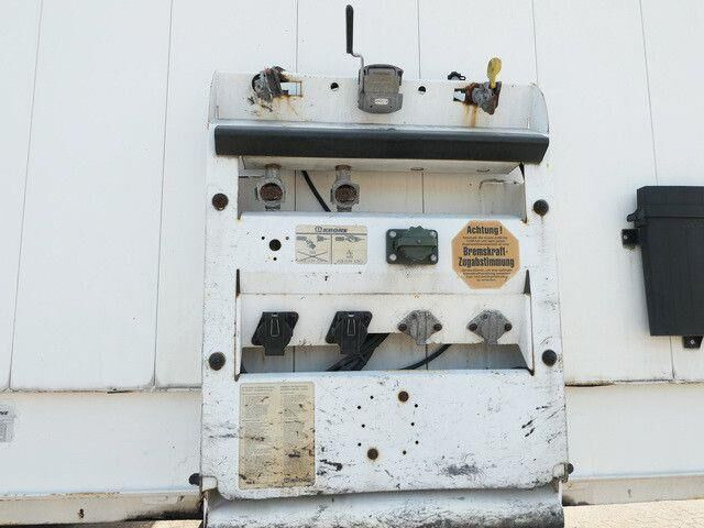 Krone SDK 27, Schlüssellochblech, LBW, Luft-Lift, SAF - Semirremolque caja cerrada: foto 2 Krone SDK 27, Schlüssellochblech, LBW, Luft-Lift, SAF - Semirremolque caja cerrada: foto 2