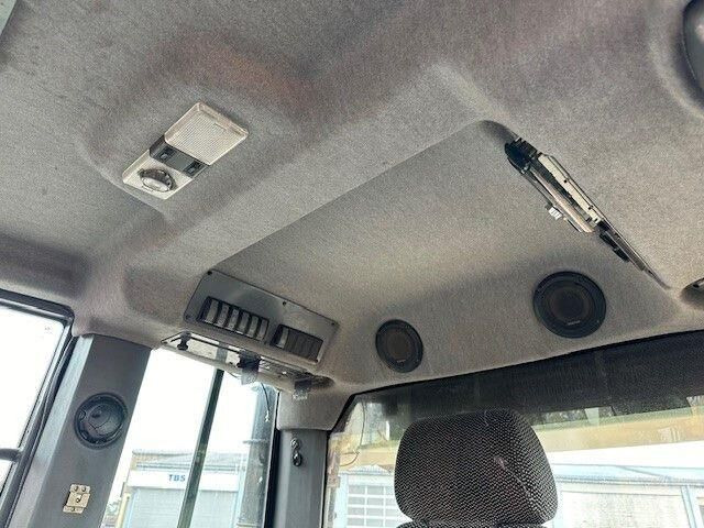 Leasing de Liebherr LR 636, Laderaupe, 4+1 Schaufel, Klima, Kamera Liebherr LR 636, Laderaupe, 4+1 Schaufel, Klima, Kamera: foto 10