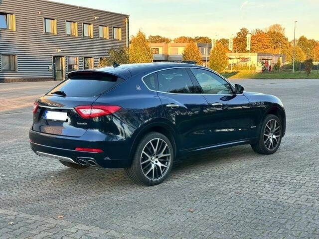 Maserati Levante Q4 Gran Lusso/2. Hand/TOP! - Furgoneta caja abierta: foto 2 Maserati Levante Q4 Gran Lusso/2. Hand/TOP! - Furgoneta caja abierta: foto 2