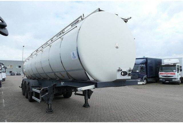 Menci SA 105, Isoliert, Tank aus 2017, 32m³, 5 Kammern - Semirremolque cisterna: foto 3 Menci SA 105, Isoliert, Tank aus 2017, 32m³, 5 Kammern - Semirremolque cisterna: foto 3