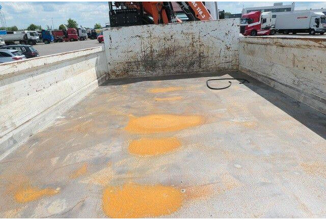 Mercedes-Benz 1829 K Axor, Atlas 116.3-A2L, AHK, Greifer,Klima - Camión volquete: foto 4 Mercedes-Benz 1829 K Axor, Atlas 116.3-A2L, AHK, Greifer,Klima - Camión volquete: foto 4