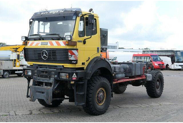 Leasing de Mercedes-Benz 1838 AK 4x4, Allrad, Einzelbereifung, Wenig KM Mercedes-Benz 1838 AK 4x4, Allrad, Einzelbereifung, Wenig KM: foto 7 Leasing de Mercedes-Benz 1838 AK 4x4, Allrad, Einzelbereifung, Wenig KM Mercedes-Benz 1838 AK 4x4, Allrad, Einzelbereifung, Wenig KM: foto 7