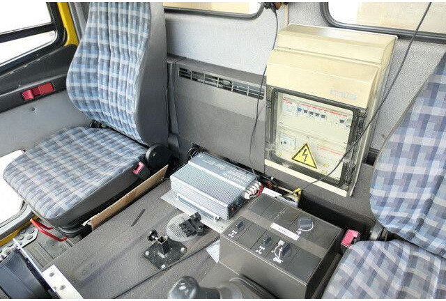 Leasing de Mercedes-Benz 1838 AK 4x4, Allrad, Einzelbereifung, Wenig KM Mercedes-Benz 1838 AK 4x4, Allrad, Einzelbereifung, Wenig KM: foto 13 Leasing de Mercedes-Benz 1838 AK 4x4, Allrad, Einzelbereifung, Wenig KM Mercedes-Benz 1838 AK 4x4, Allrad, Einzelbereifung, Wenig KM: foto 13