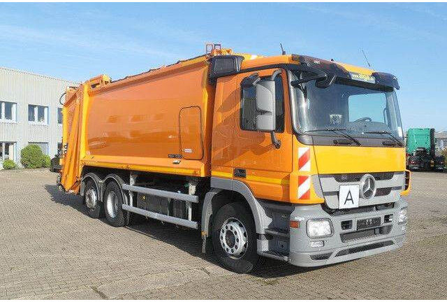 Mercedes-Benz 2532 L Actros 6x2,Schörling, Terberg, Lenk-Lift - Camión de basura: foto 4 Mercedes-Benz 2532 L Actros 6x2,Schörling, Terberg, Lenk-Lift - Camión de basura: foto 4