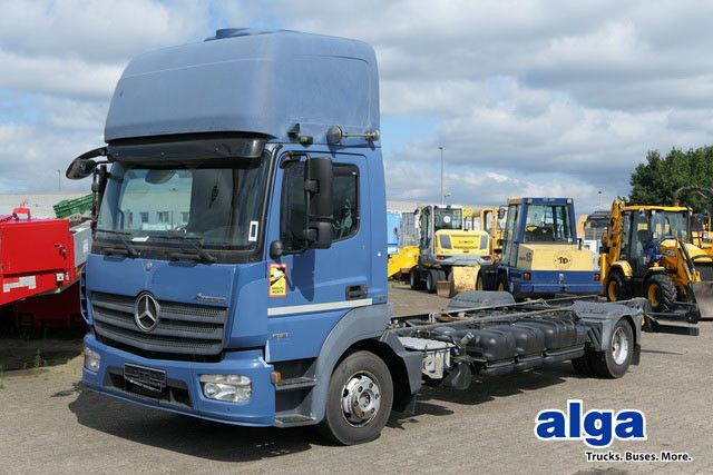 Mercedes-Benz 918 L Atego 4x2, Nebenantrieb, Standklima - Camión portavehículos: foto 1 Mercedes-Benz 918 L Atego 4x2, Nebenantrieb, Standklima - Camión portavehículos: foto 1