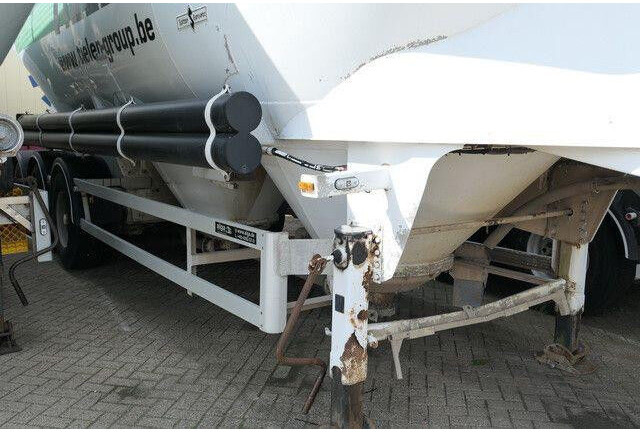 SPITZER SF 2743 PI, Zement, Alu-Felgen, 43m³, 1 Kammer - Semirremolque cisterna: foto 3 SPITZER SF 2743 PI, Zement, Alu-Felgen, 43m³, 1 Kammer - Semirremolque cisterna: foto 3
