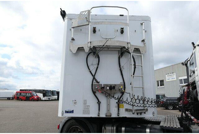 Schwarzmüller J-Serie, 10mm Boden, Luft-Lift, SAF, 92m³ - Semirremolque caja cerrada: foto 3 Schwarzmüller J-Serie, 10mm Boden, Luft-Lift, SAF, 92m³ - Semirremolque caja cerrada: foto 3