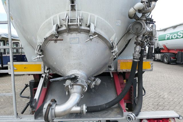 Spitzer SK 2760 CAL/elktr. Hyd. Pumpe/60 cbm./3x auf Lag - Semirremolque silo: foto 4 Spitzer SK 2760 CAL/elktr. Hyd. Pumpe/60 cbm./3x auf Lag - Semirremolque silo: foto 4