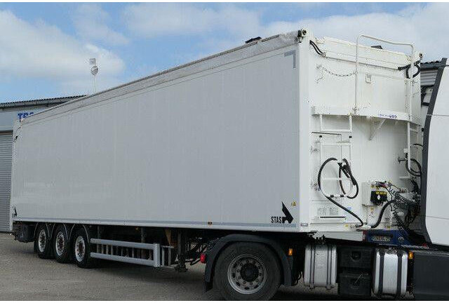 Stas S300ZX, 92m³, 10mm Boden, SAF, Hydr. Heckklappe - Semirremolque caja cerrada: foto 4 Stas S300ZX, 92m³, 10mm Boden, SAF, Hydr. Heckklappe - Semirremolque caja cerrada: foto 4