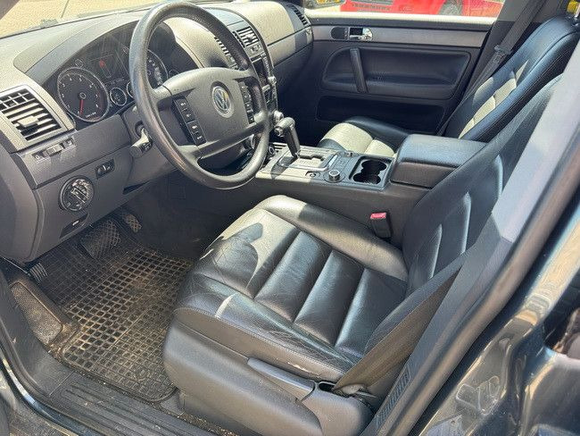 SUV/ Todoterreno Volkswagen Touareg 3.2 V6/  GETRIEBESCHADEN   /Motor läuft!: foto 6