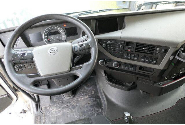 Camión caja cerrada Volvo FH 460 6x2, Getränkezug, LBW, Böse, Lenk-Lift: foto 12