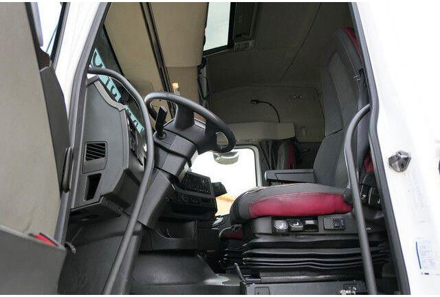 Camión caja cerrada Volvo FH 460 6x2, Getränkezug, LBW, Böse, Lenk-Lift: foto 10