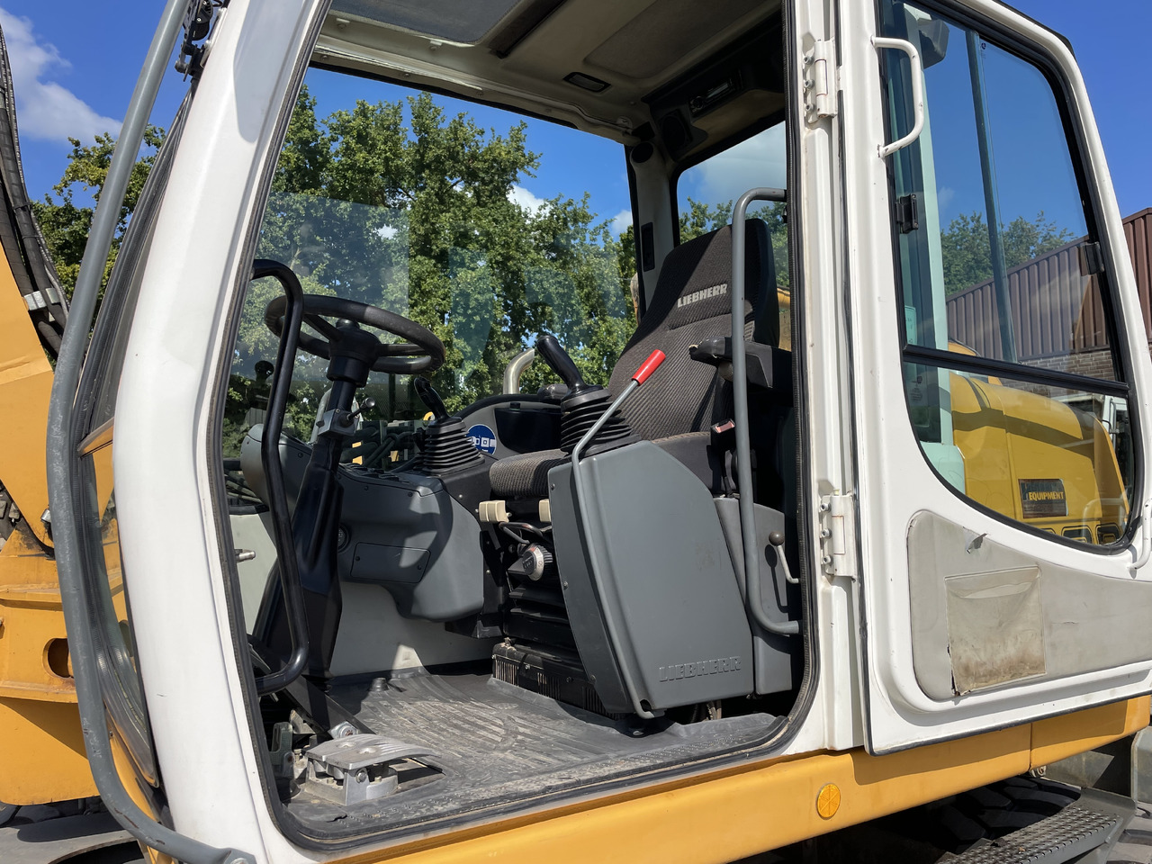 Liebherr A309 - Excavadora de ruedas: foto 5 Liebherr A309 - Excavadora de ruedas: foto 5
