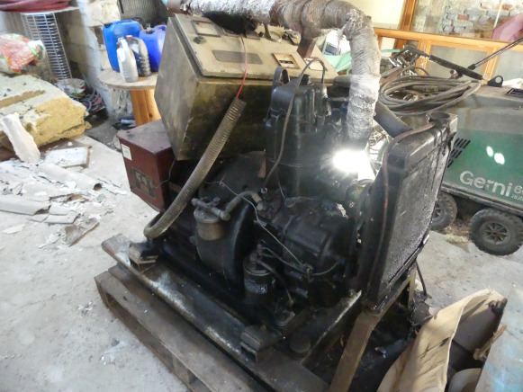 Groupe électrogène diesel 10 kVA Stamford BCI.164D2 - Generador industriale: foto 4 Groupe électrogène diesel 10 kVA Stamford BCI.164D2 - Generador industriale: foto 4