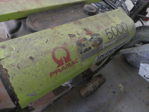 Groupe électrogène sur chariot Pramac ES5000 - Generador industriale: foto 4 Groupe électrogène sur chariot Pramac ES5000 - Generador industriale: foto 4