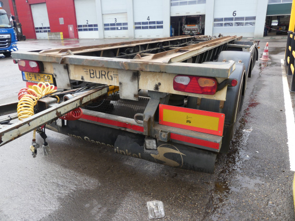 REF:15-WD-GP - Remorque porte container Burg BPA 09-18 ACXXX-00 - Remolque portacontenedore/ Intercambiable: foto 3 REF:15-WD-GP - Remorque porte container Burg BPA 09-18 ACXXX-00 - Remolque portacontenedore/ Intercambiable: foto 3