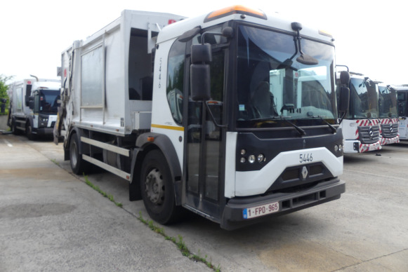 REF:5446 - Camion poubelle Renault Access (2013-192.146 km) - Camión de basura: foto 2 REF:5446 - Camion poubelle Renault Access (2013-192.146 km) - Camión de basura: foto 2