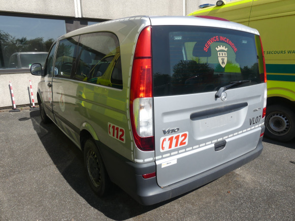REF:VL07 - Camionnette Mercedes-Benz vito 108 cdi (2005-210.558 km) - Furgoneta de pasajeros: foto 4 REF:VL07 - Camionnette Mercedes-Benz vito 108 cdi (2005-210.558 km) - Furgoneta de pasajeros: foto 4