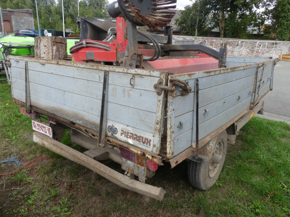 Remorque agricole 1 essieu marque et modèle inconnu - Remolque plataforma/ Caja abierta: foto 5 Remorque agricole 1 essieu marque et modèle inconnu - Remolque plataforma/ Caja abierta: foto 5
