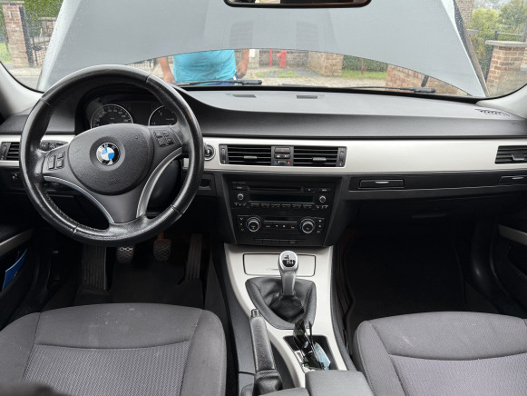 Voiture BMW 316D (2011-212.866 km-VIN:WBAPR51080E719674) - Coche: foto 5 Voiture BMW 316D (2011-212.866 km-VIN:WBAPR51080E719674) - Coche: foto 5