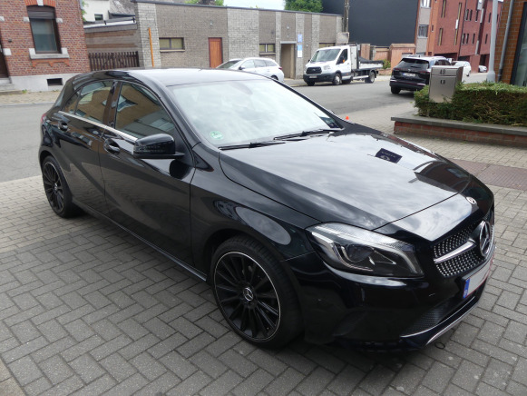 Voiture Mercedes-Benz A 180 (2018-96.204 km-VIN:WDD1760121J776850) - Coche: foto 4 Voiture Mercedes-Benz A 180 (2018-96.204 km-VIN:WDD1760121J776850) - Coche: foto 4
