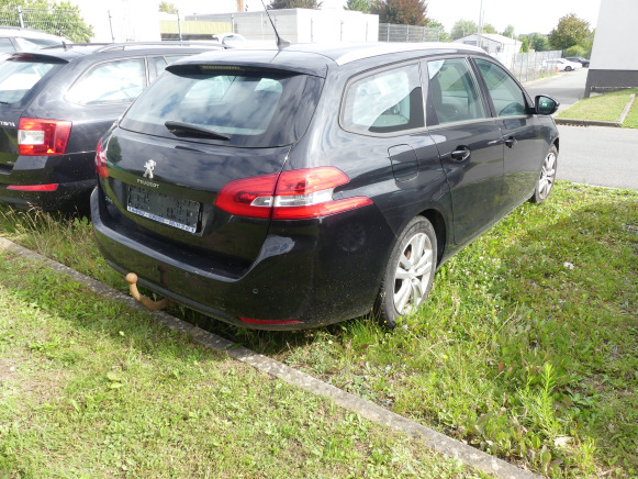 Voiture break Peugeot 308 (2017-211.679 km) - Coche familiar: foto 3 Voiture break Peugeot 308 (2017-211.679 km) - Coche familiar: foto 3