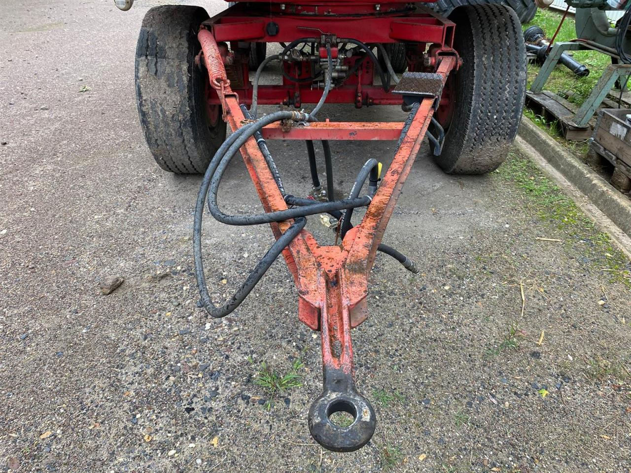 Agromet T-149 - Remolque volquete: foto 5 Agromet T-149 - Remolque volquete: foto 5