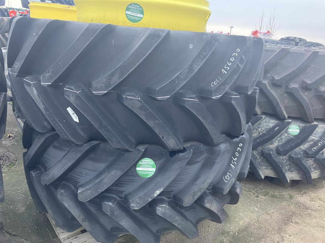 Bridgestone 600/65R34 - Neumático para Maquinaria agrícola: foto 1 Bridgestone 600/65R34 - Neumático para Maquinaria agrícola: foto 1
