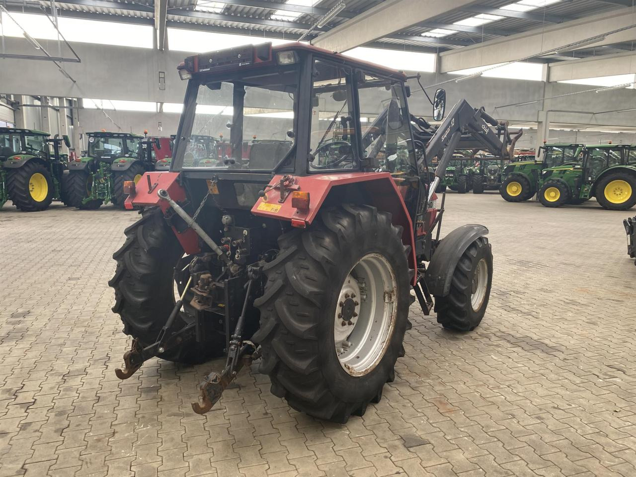 Case-IH 3230 - Tractor: foto 4 Case-IH 3230 - Tractor: foto 4