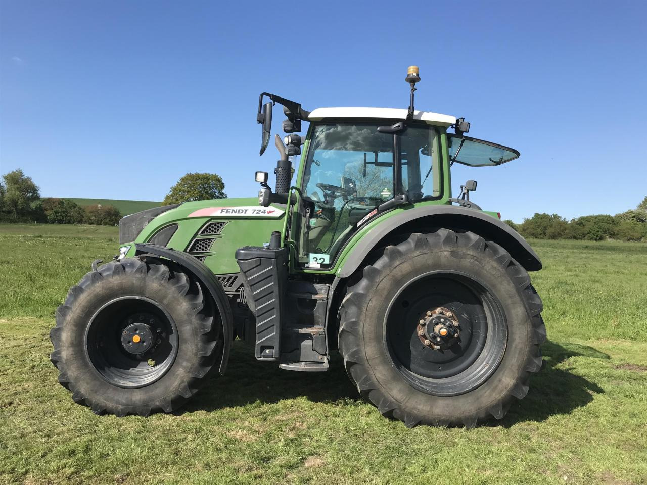 Fendt 724 Vario - Tractor: foto 1 Fendt 724 Vario - Tractor: foto 1