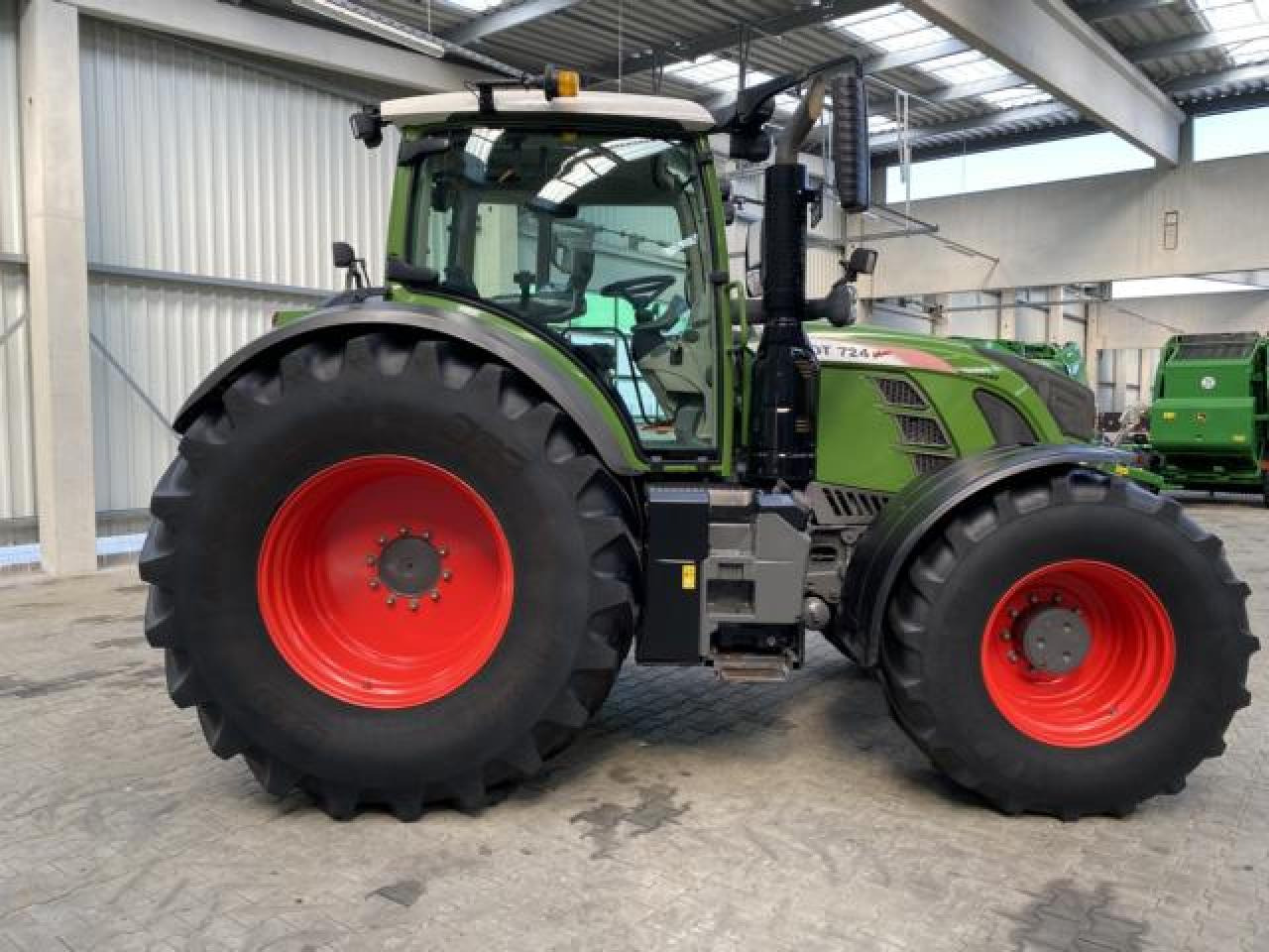 Fendt 724 Vario S4 - Tractor: foto 4 Fendt 724 Vario S4 - Tractor: foto 4
