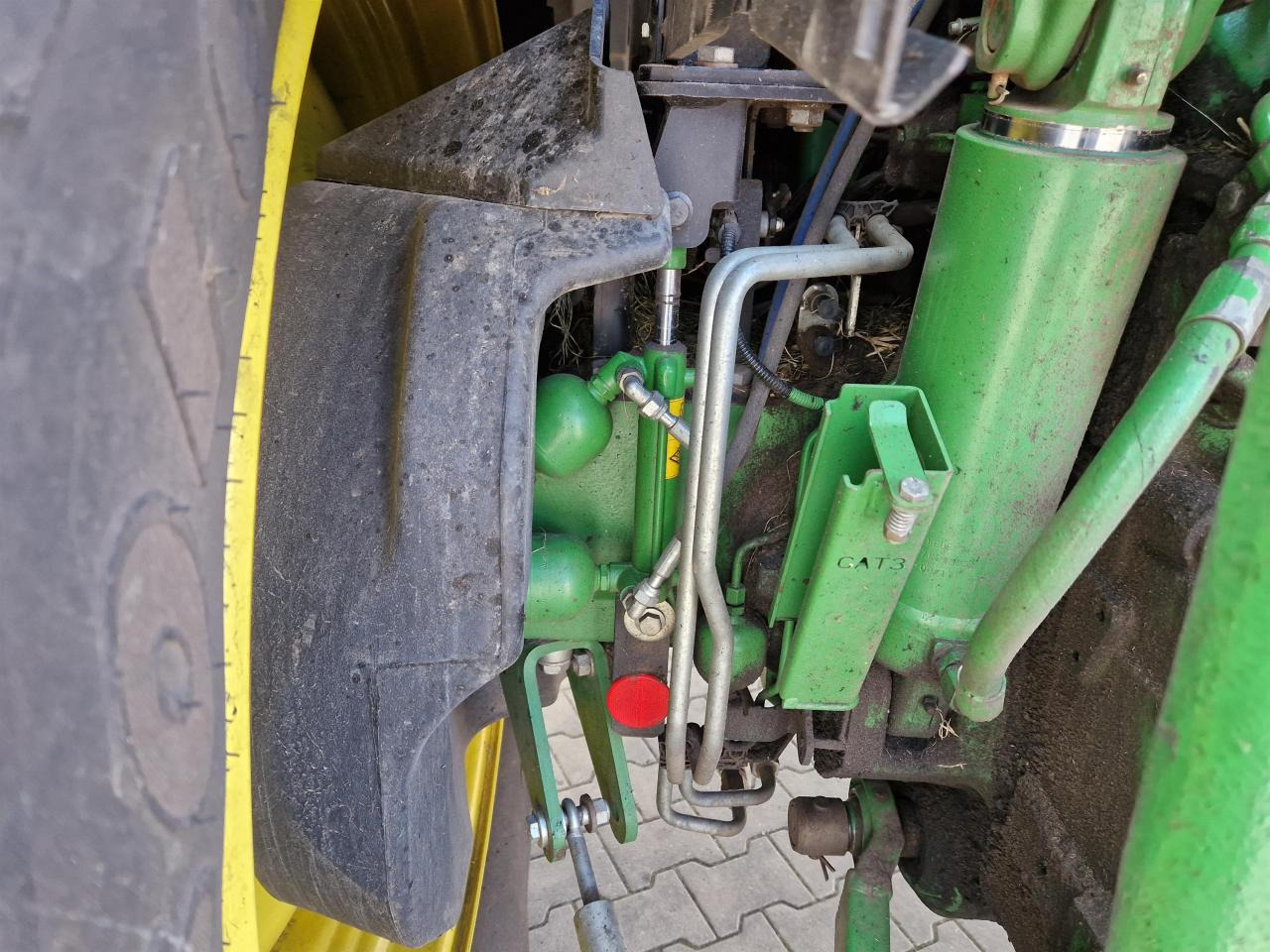 John Deere 6145R - Tractor: foto 5 John Deere 6145R - Tractor: foto 5