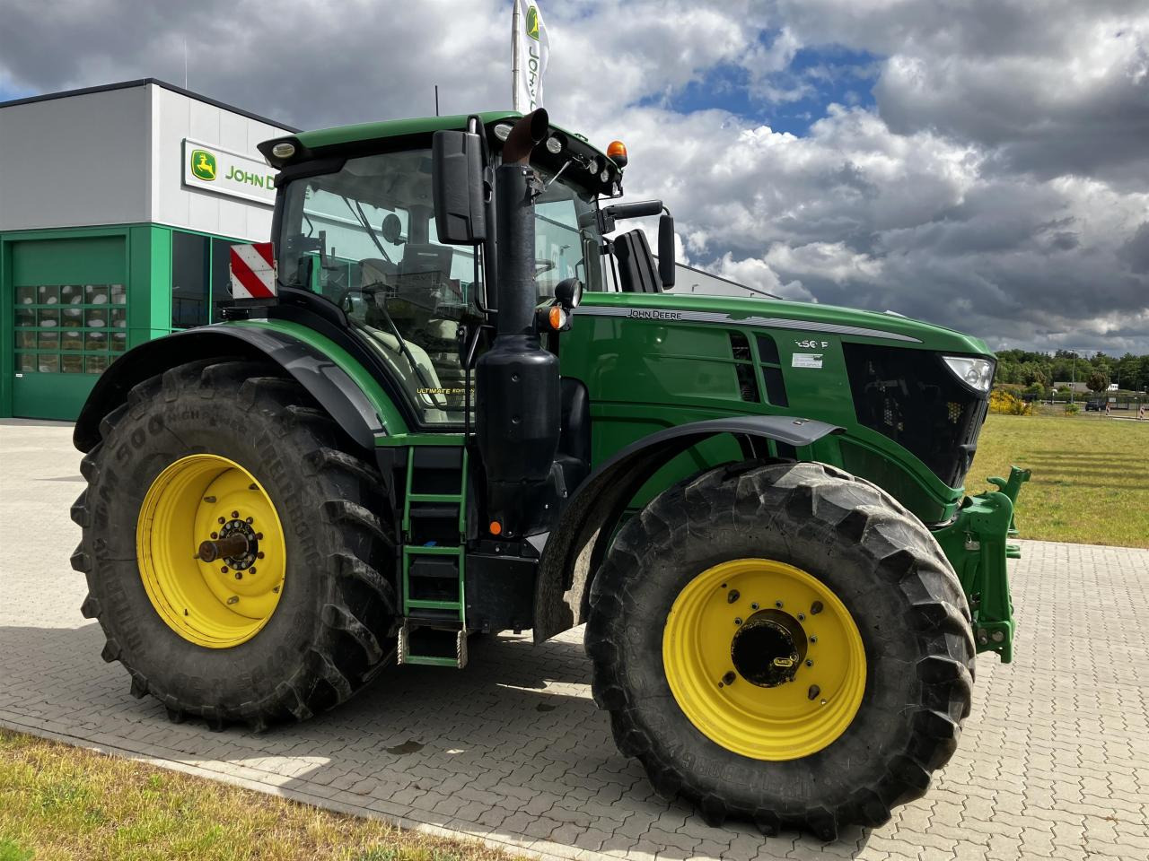 John Deere 6250R - Tractor: foto 2 John Deere 6250R - Tractor: foto 2