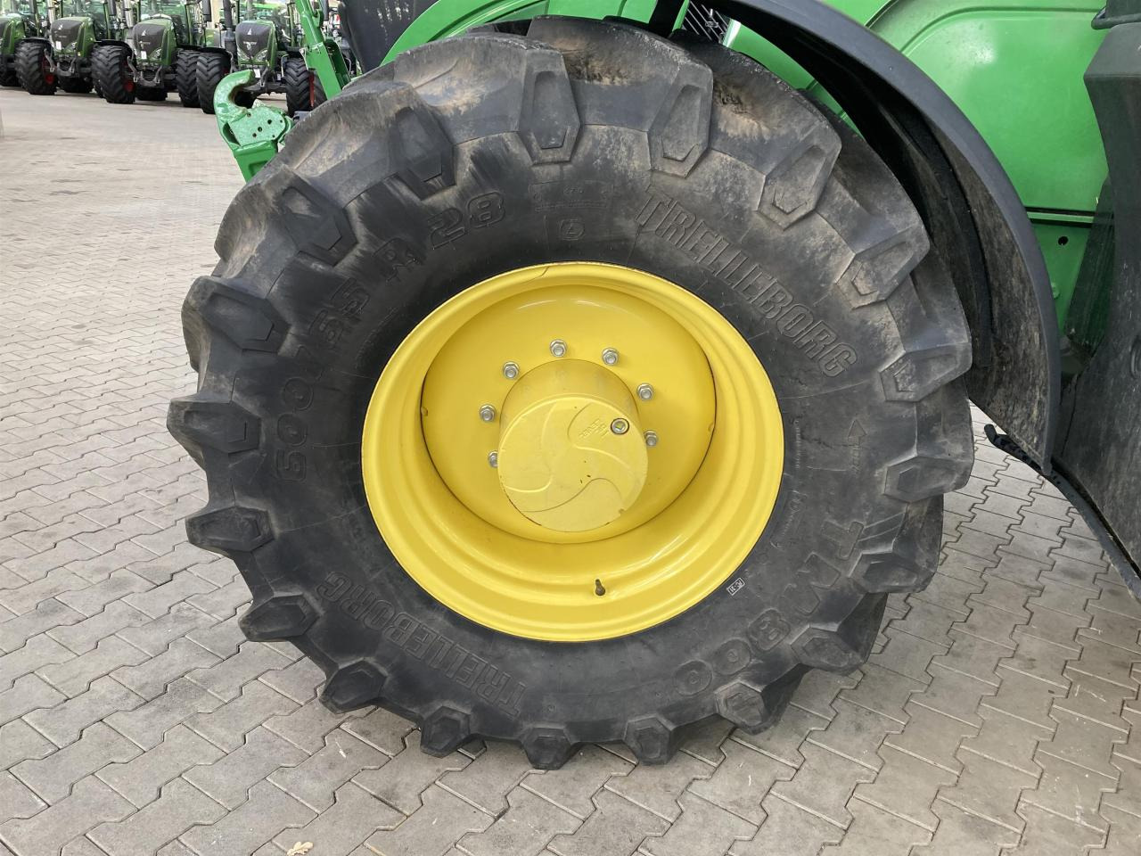 John Deere 6R 185 - Tractor: foto 3 John Deere 6R 185 - Tractor: foto 3