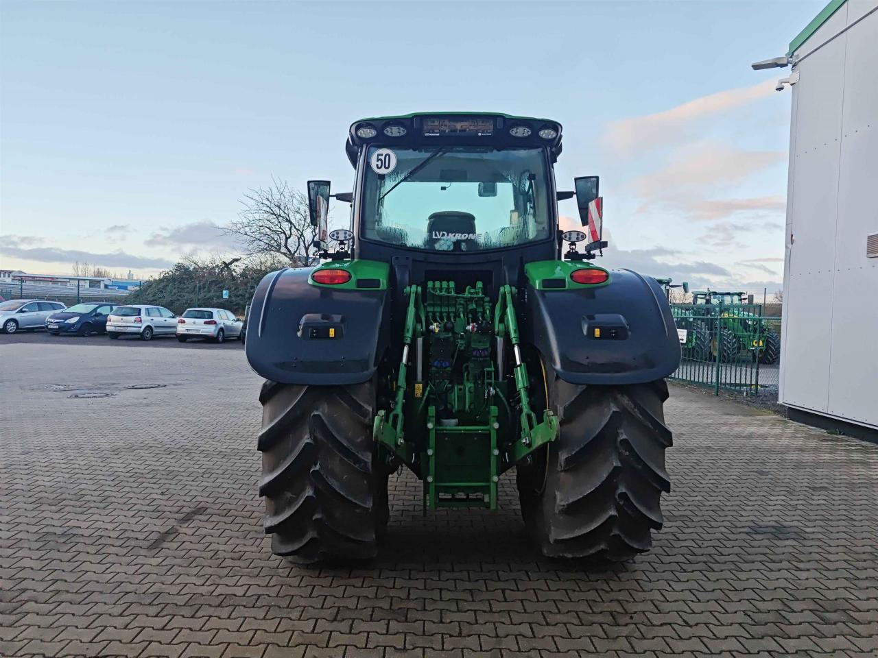 John Deere 6R 250 - Tractor: foto 4 John Deere 6R 250 - Tractor: foto 4