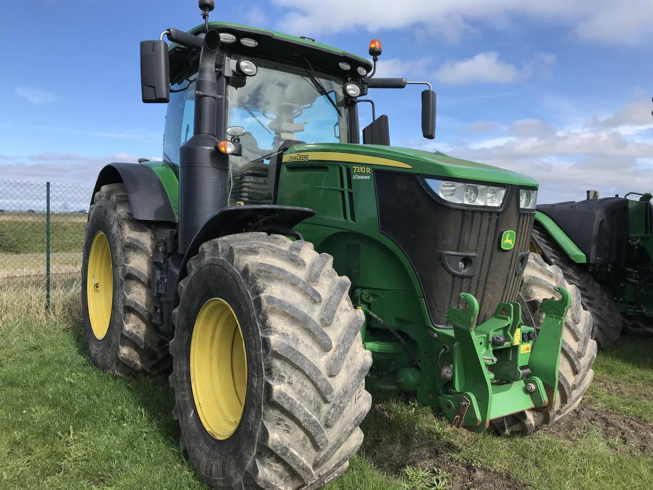 John Deere 7310R - Tractor: foto 2 John Deere 7310R - Tractor: foto 2