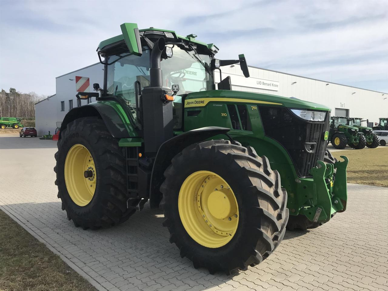 John Deere 7R 310 - Tractor: foto 2 John Deere 7R 310 - Tractor: foto 2