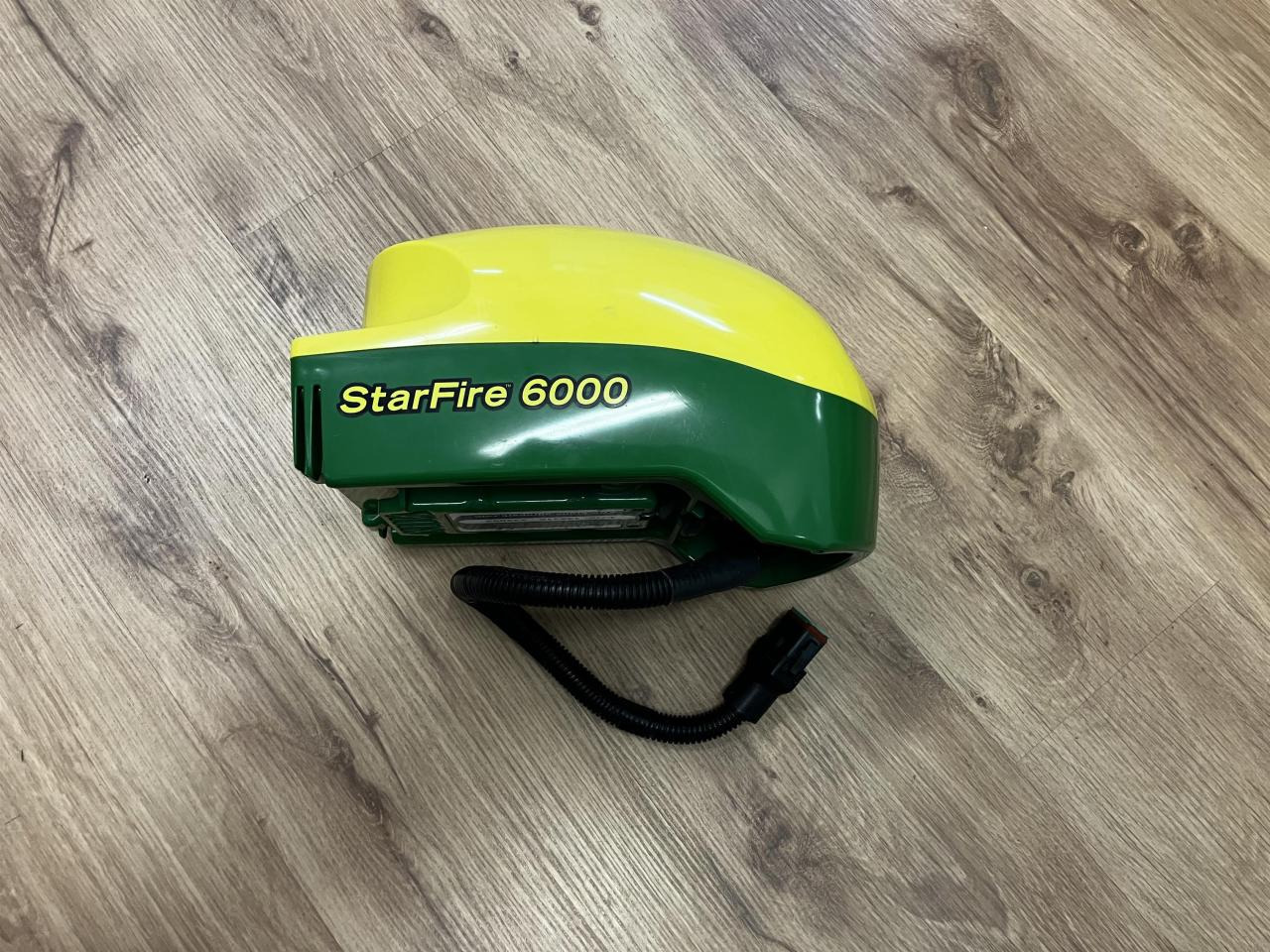 John Deere SF6000 SF3, M-RTK - Sistema de navegación para Maquinaria agrícola: foto 3 John Deere SF6000 SF3, M-RTK - Sistema de navegación para Maquinaria agrícola: foto 3