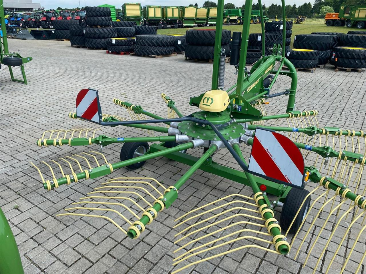 Krone Swadro S 420 - Henificadora: foto 3 Krone Swadro S 420 - Henificadora: foto 3