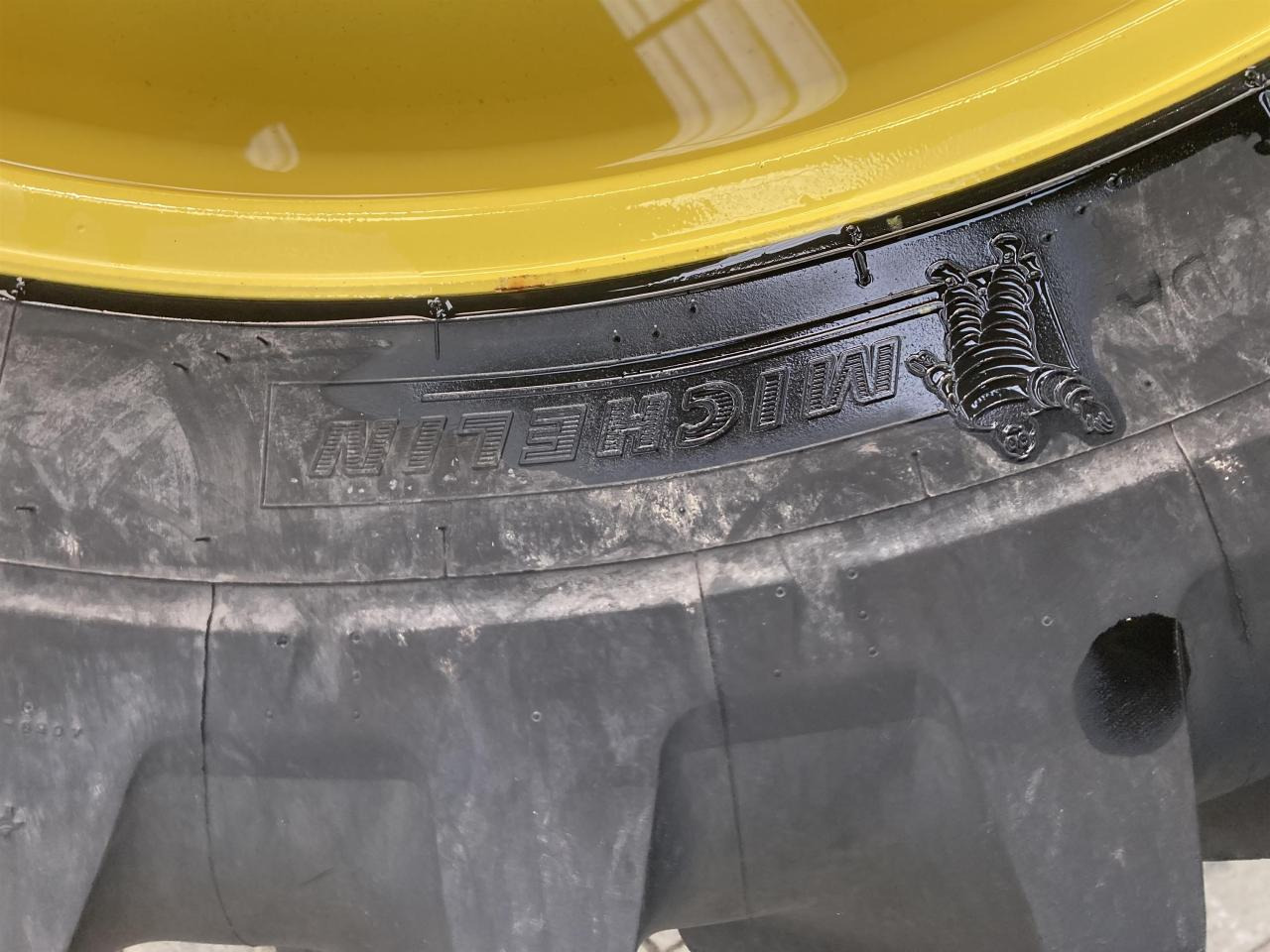 Michelin 320/85R38 - Neumático para Maquinaria agrícola: foto 4 Michelin 320/85R38 - Neumático para Maquinaria agrícola: foto 4