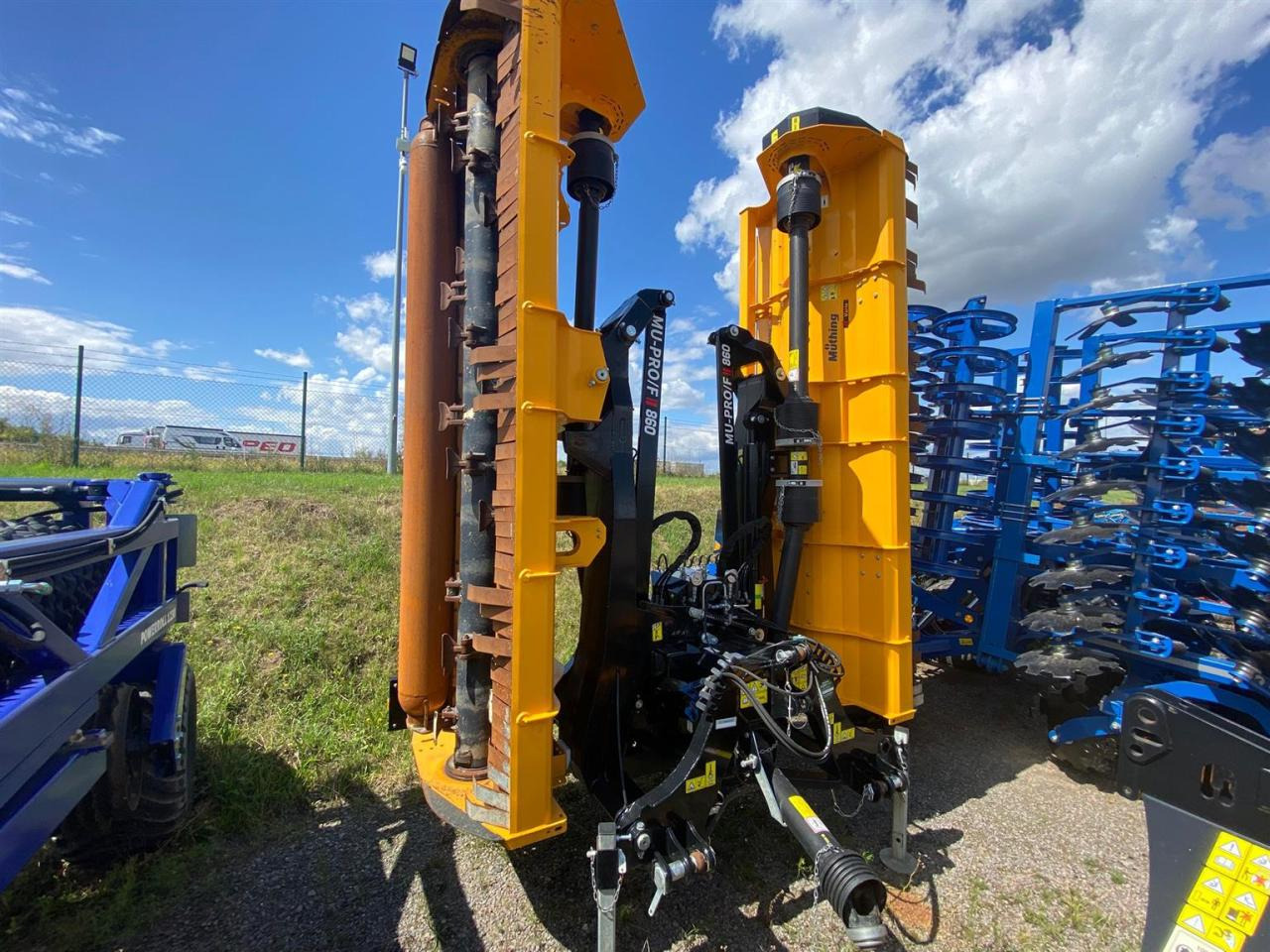 Müthing MU-PRO/F 860 Vario - Desbrozadora de martillos: foto 5 Müthing MU-PRO/F 860 Vario - Desbrozadora de martillos: foto 5