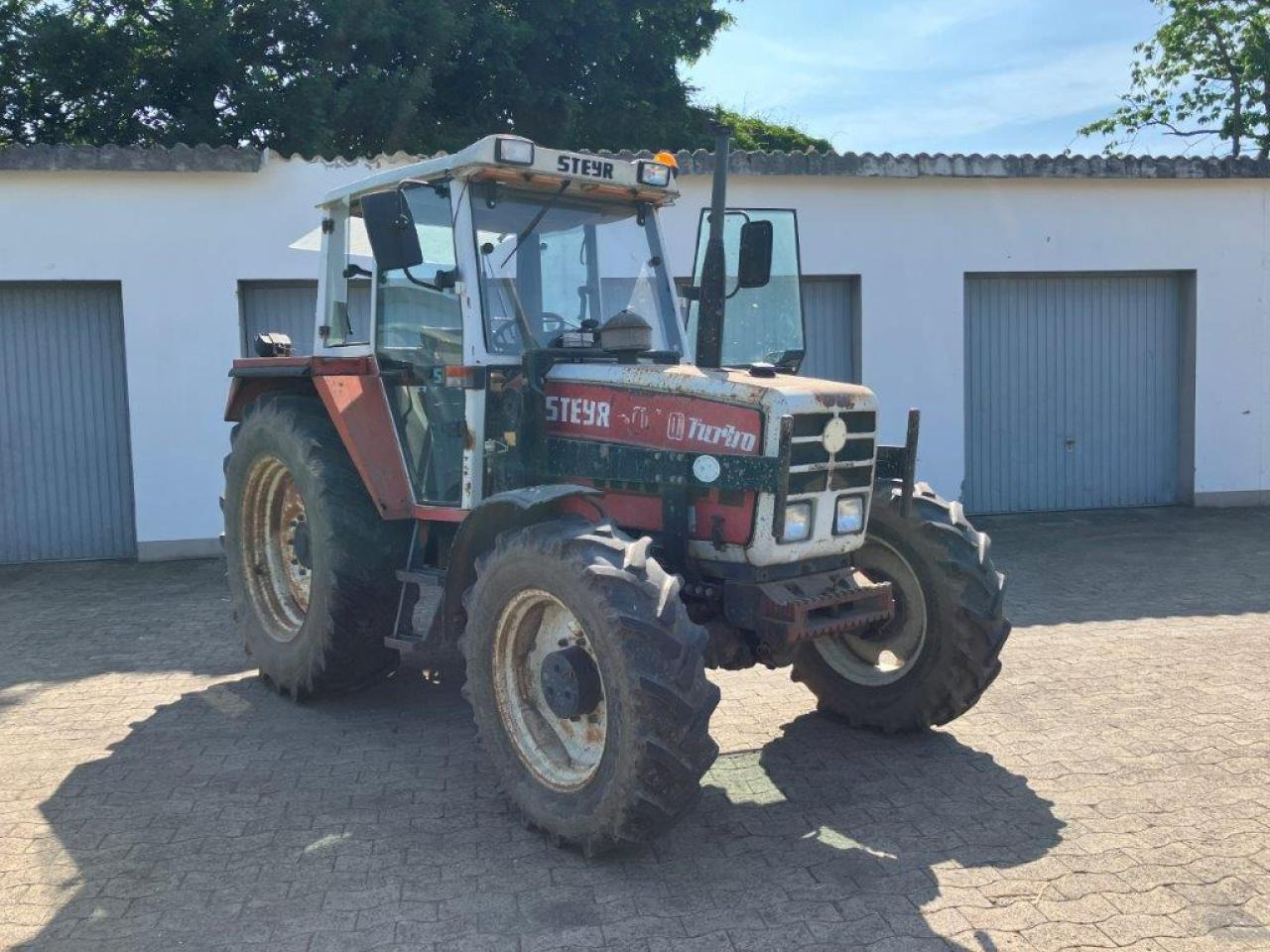 Steyr 8090 Turbo - Tractor: foto 2 Steyr 8090 Turbo - Tractor: foto 2