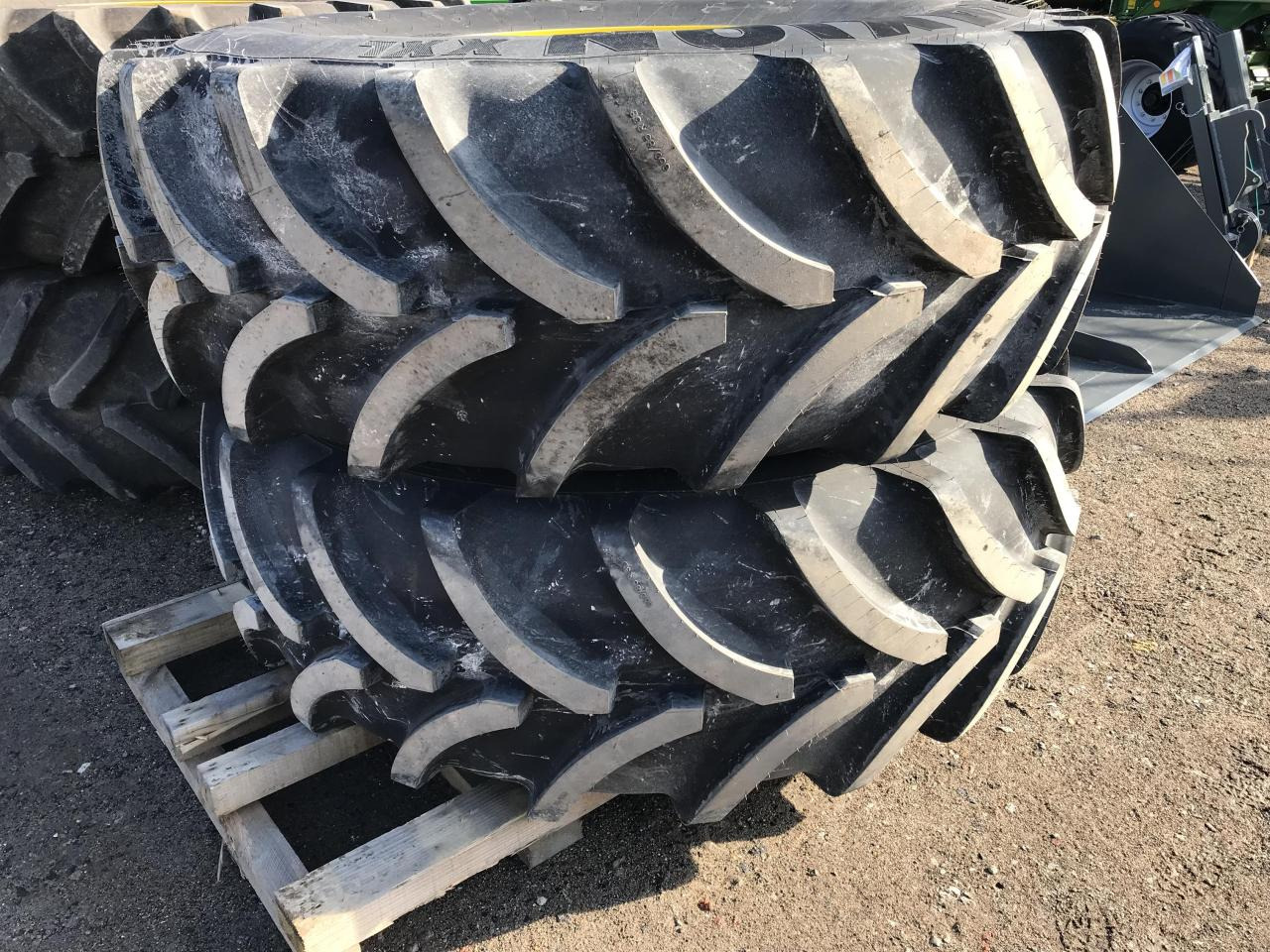 Vredestein 650/85R38 - Neumático para Maquinaria agrícola: foto 1 Vredestein 650/85R38 - Neumático para Maquinaria agrícola: foto 1