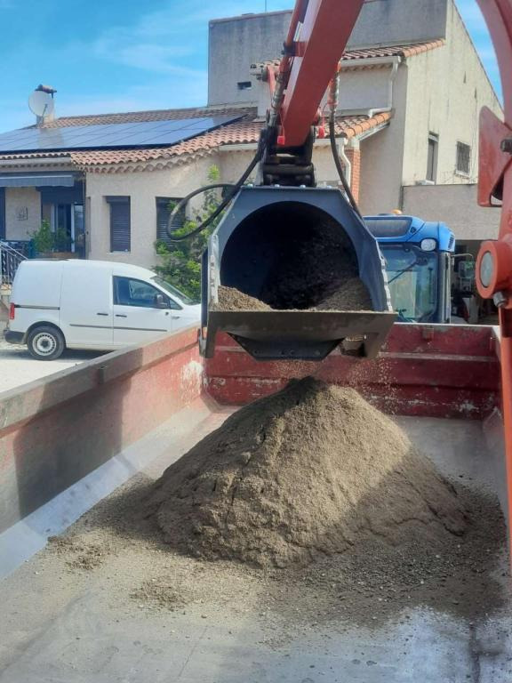 CM Crusher CBR 06 Screening Bucket - Cazo para Minicargadora: foto 1 CM Crusher CBR 06 Screening Bucket - Cazo para Minicargadora: foto 1